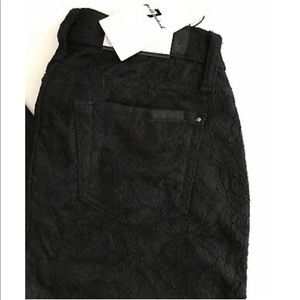 7 For All Mankind